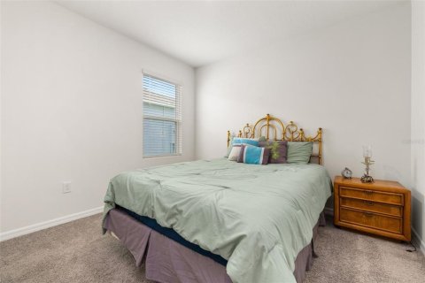 House in Haines City, Florida 3 bedrooms, 140.75 sq.m. № 2228373 - photo 28