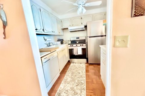 Condo in Deerfield Beach, Florida, 1 bedroom  № 2178197 - photo 8
