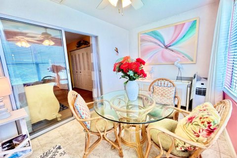 Condo in Deerfield Beach, Florida, 1 bedroom  № 2178197 - photo 17