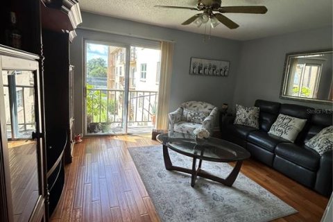 Apartamento en alquiler en Tampa, Florida, 1 dormitorio, 54.44 m2 № 1905321 - foto 3