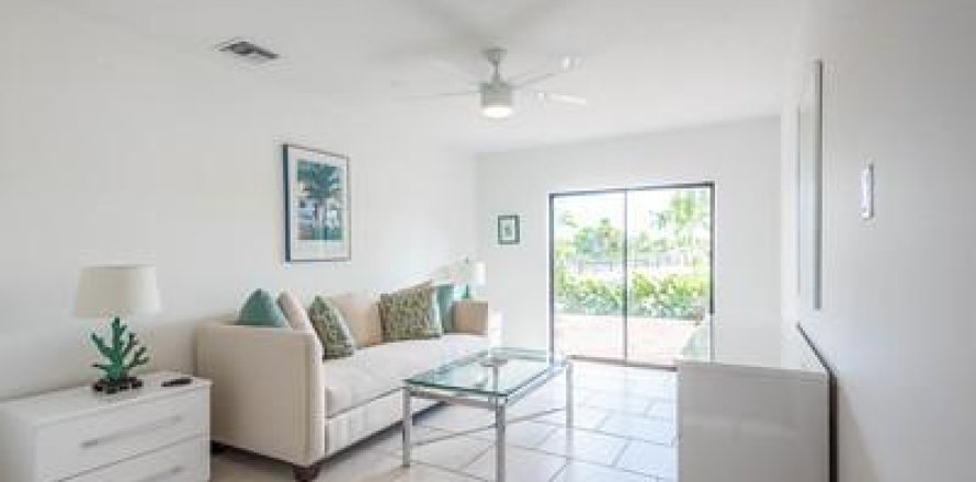 Villa ou maison à Wellington, Floride 6 chambres, 207.08 m2 № 909041