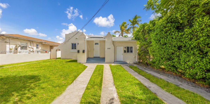 Immobilier commercial à Miami, Floride 177.81 m2 № 2397501