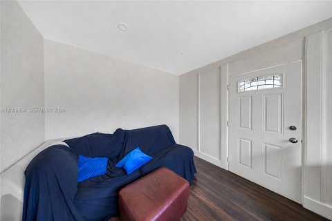Immobilier commercial à vendre à Miami, Floride: 177.81 m2 № 2397501 - photo 24