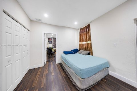 Immobilier commercial à vendre à Miami, Floride: 177.81 m2 № 2397501 - photo 15