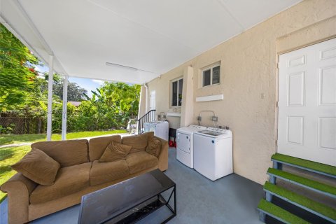 Immobilier commercial à vendre à Miami, Floride: 177.81 m2 № 2397501 - photo 23