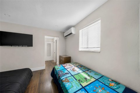Immobilier commercial à vendre à Miami, Floride: 177.81 m2 № 2397501 - photo 8