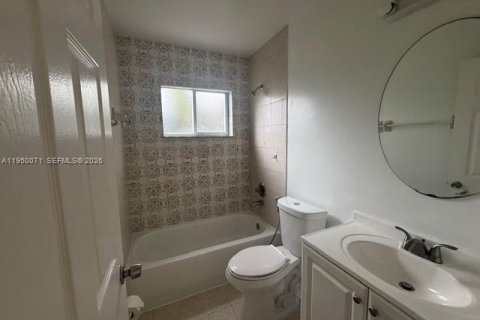 Купить виллу или дом в Майами, Флорида 4 спальни, 150.13м2, № 2005740 - фото 18