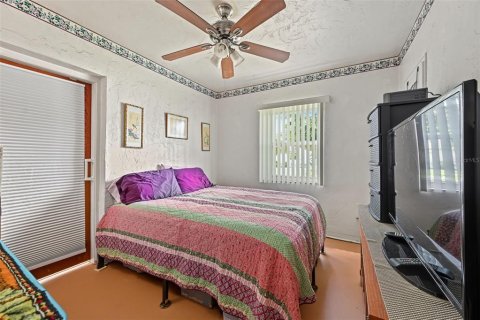 Casa en venta en Saint Petersburg, Florida, 3 dormitorios, 133.04 m2 № 2381044 - foto 16