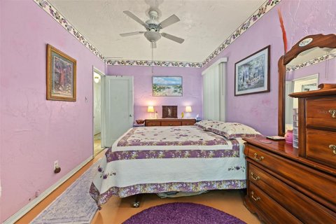 Casa en venta en Saint Petersburg, Florida, 3 dormitorios, 133.04 m2 № 2381044 - foto 13