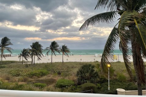 Кондоминиум с 1 спальней в Майами-Бич, Флорида № 2035071