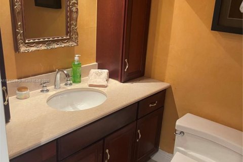 Снять в аренду кондоминиум в Майами-Бич, Флорида 1 спальня, 82.68м2, № 2035071 - фото 10