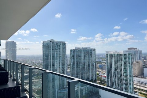 Condominio en venta en Miami, Florida, 2 dormitorios, 117.52 m2 № 1939490 - foto 3