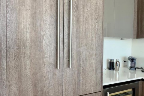 Condominio en venta en Miami, Florida, 2 dormitorios, 117.52 m2 № 1939490 - foto 11