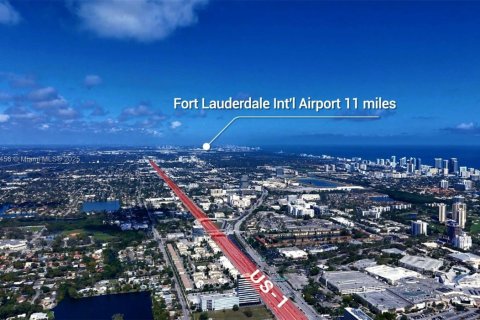 House in Miami, Florida 4 bedrooms № 1868407 - photo 14