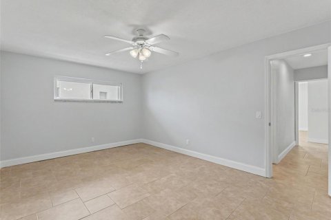 Villa ou maison à vendre à New Port Richey, Floride: 3 chambres, 203.27 m2 № 2149818 - photo 22