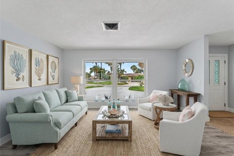 Villa ou maison à vendre à New Port Richey, Floride: 3 chambres, 203.27 m2 № 2149818 - photo 5