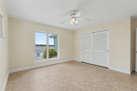 Villa ou maison à vendre à New Port Richey, Floride: 3 chambres, 203.27 m2 № 2149818 - photo 16