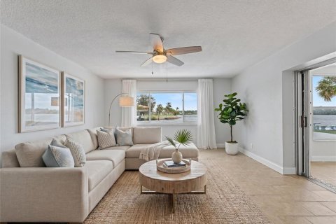 Villa ou maison à vendre à New Port Richey, Floride: 3 chambres, 203.27 m2 № 2149818 - photo 7