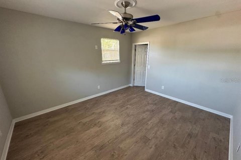 House in Winter Park, Florida 4 bedrooms, 158.03 sq.m. № 2198810 - photo 13