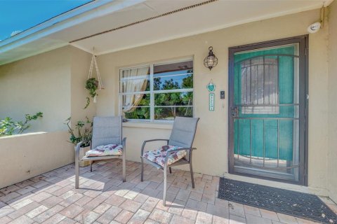 Villa ou maison à vendre à Englewood, Floride: 2 chambres, 127.28 m2 № 1900171 - photo 12