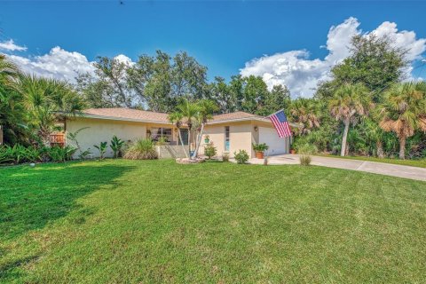 Villa ou maison à vendre à Englewood, Floride: 2 chambres, 127.28 m2 № 1900171 - photo 2