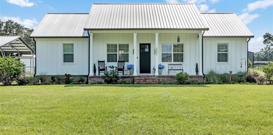 Casa en Plant City, Florida 3 dormitorios, 158.4 m2 № 1917372