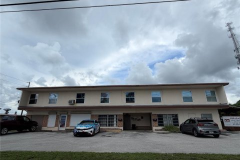 Apartment in Saint Petersburg, Florida 4 rooms, 46.45 sq.m. № 2371423