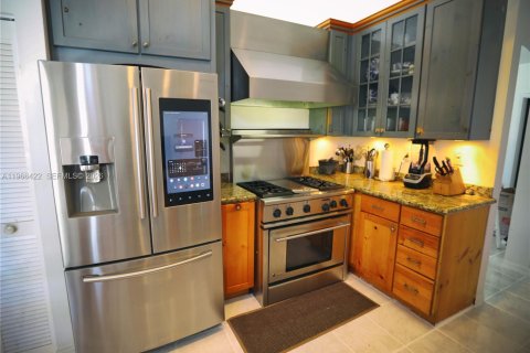 Купить виллу или дом в Мирамар, Флорида 4 спальни, № 2028205 - фото 15