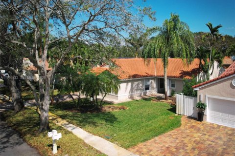 Купить виллу или дом в Мирамар, Флорида 4 спальни, № 2028205 - фото 2