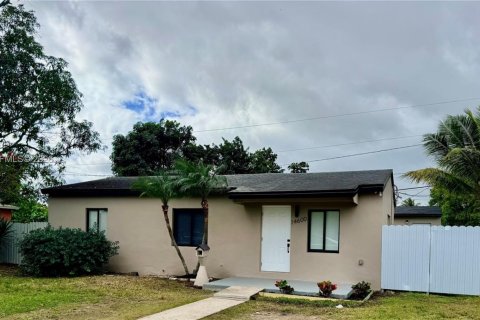 Casa en venta en Miami, Florida, 4 dormitorios, 86.96 m2 № 2003128 - foto 30