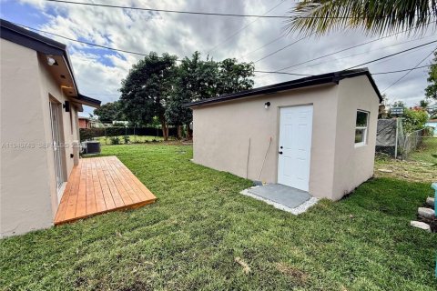 Casa en venta en Miami, Florida, 4 dormitorios, 86.96 m2 № 2003128 - foto 6