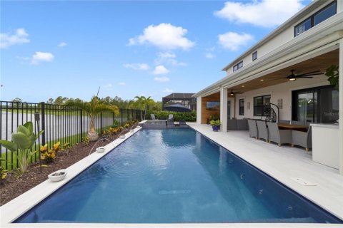 Villa ou maison à vendre à Orlando, Floride: 6 chambres, 460.24 m2 № 1815225 - photo 3
