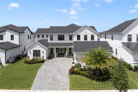 Villa ou maison à vendre à Orlando, Floride: 6 chambres, 460.24 m2 № 1815225 - photo 1