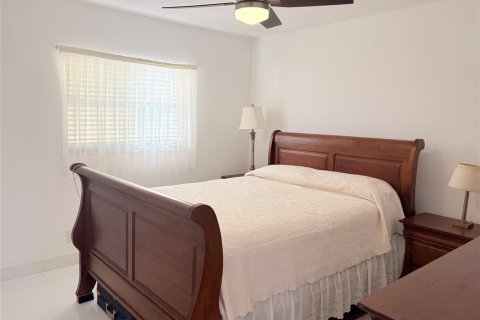 Copropriété à vendre à Boca Raton, Floride: 2 chambres, 120.77 m2 № 2153959 - photo 9