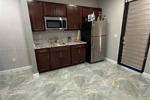 Apartment in Homestead, Florida 1 bedroom № 2042068 - photo 5