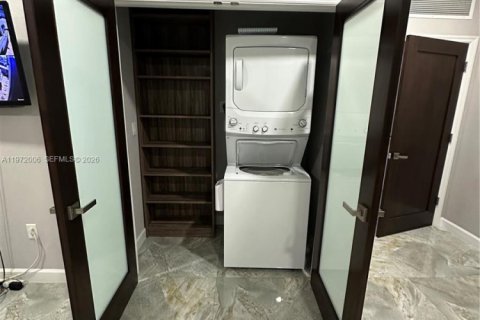 Apartment in Homestead, Florida 1 bedroom № 2042068 - photo 4