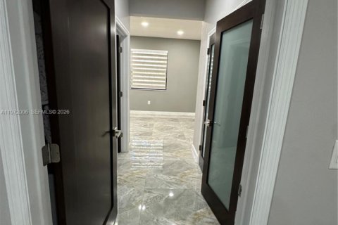 Apartment in Homestead, Florida 1 bedroom № 2042068 - photo 7