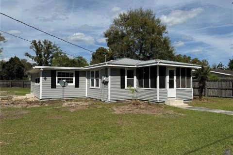Casa en alquiler en Gainesville, Florida, 3 dormitorios, 188.03 m2 № 1840058 - foto 1