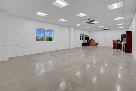 Купить коммерческую недвижимость в Сент-Луси, Флорида № 1988468 - фото 30