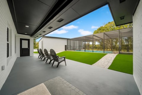 Casa en venta en Lutz, Florida, 8 dormitorios, 401.99 m2 № 1602375 - foto 5