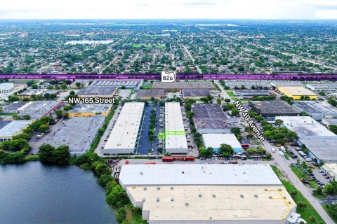 Commercial property in Miami Gardens, Florida № 2076824 - photo 5