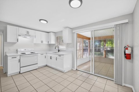 Купить виллу или дом в Порт-Ричи, Флорида 4 комнаты, 71.35м2, № 2143677 - фото 2
