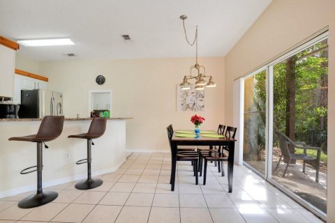 Townhouse in Kissimmee, Florida 4 bedrooms, 152.82 sq.m. № 1717890 - photo 7