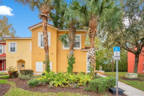 Townhouse in Kissimmee, Florida 4 bedrooms, 152.82 sq.m. № 1717890 - photo 3