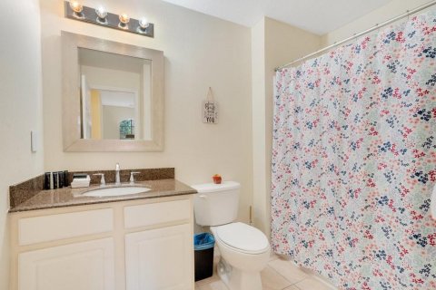 Townhouse in Kissimmee, Florida 4 bedrooms, 152.82 sq.m. № 1717890 - photo 22