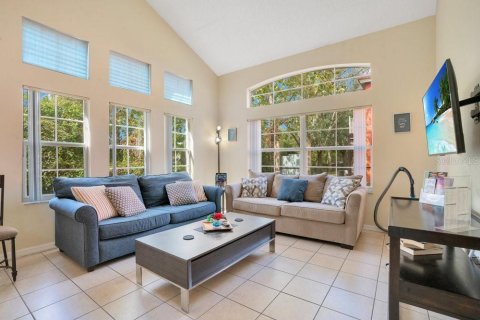 Townhouse in Kissimmee, Florida 4 bedrooms, 152.82 sq.m. № 1717890 - photo 5