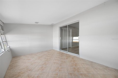 Villa ou maison à louer à Saint Petersburg, Floride: 2 chambres, 112.6 m2 № 2096042 - photo 29