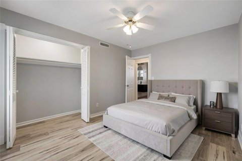 Villa ou maison à louer à Saint Petersburg, Floride: 2 chambres, 112.6 m2 № 2096042 - photo 6