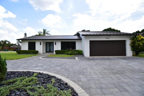 House in Cooper City, Florida 3 bedrooms, 182.83 sq.m. № 2190297 - photo 4
