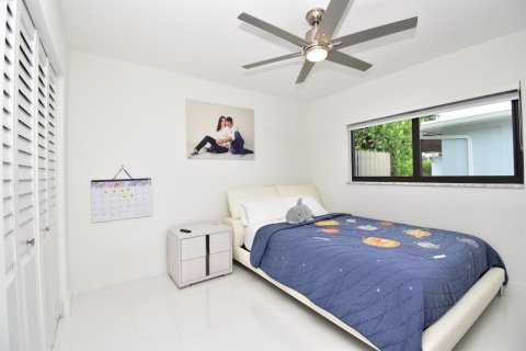 House in Cooper City, Florida 3 bedrooms, 182.83 sq.m. № 2190297 - photo 20
